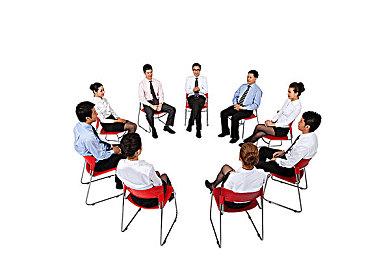 黑暗奇幻FPS《GRAVEN》明年先后登陆PC和主机